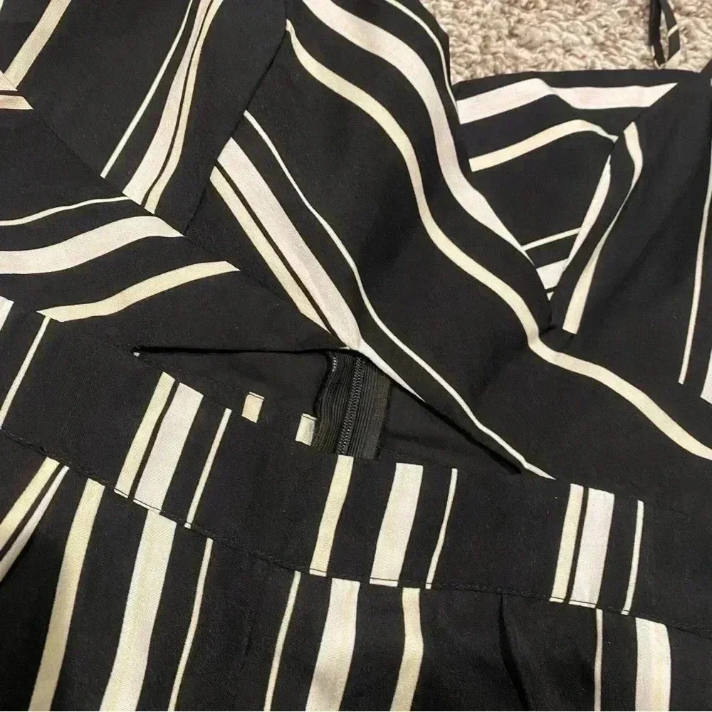 Stripped Jumpsuit - Picture 3 of 6